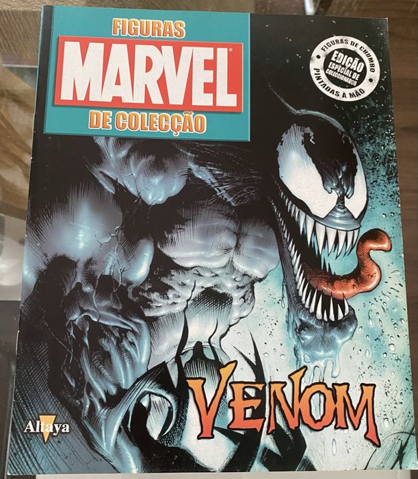Vendo várias revistas Super-Heróis da Marvel