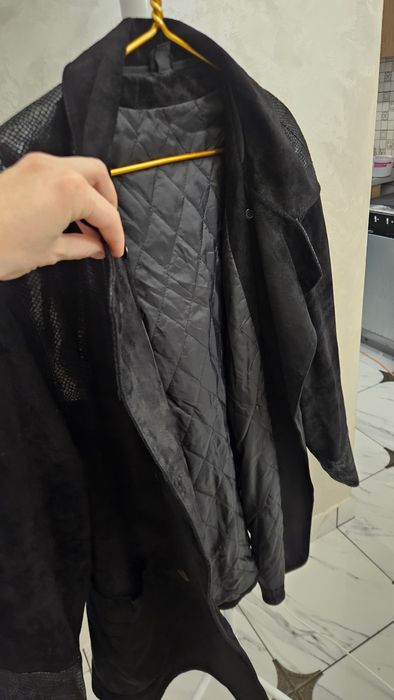 Шкіряний чорний піджак