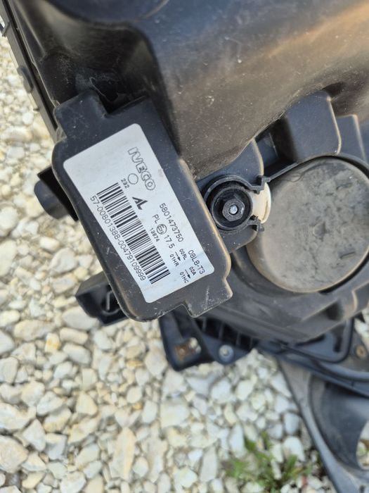 Lampa lampy przód iveco 2014r-2019r kompletny