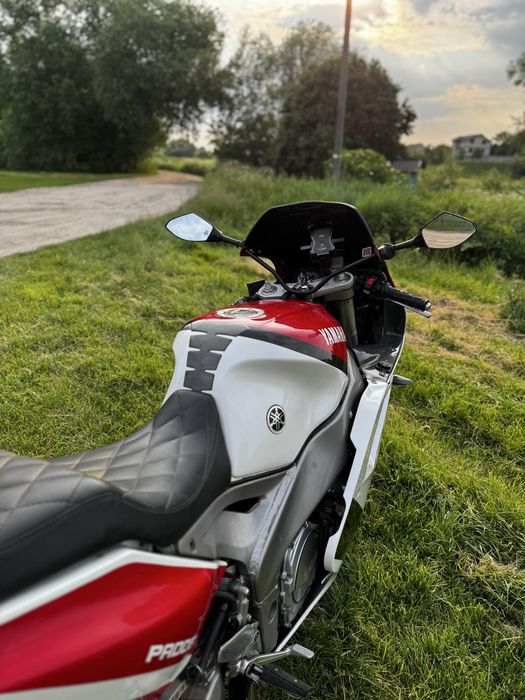 Yamaha FZR1000 (1992)
