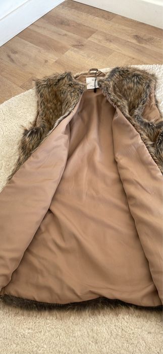 Colete de pelo novo da berska tamanho S