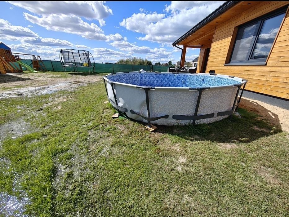 Basen stelażowy Bestway 427x84 – idealny pod ryby lub oczko wodne