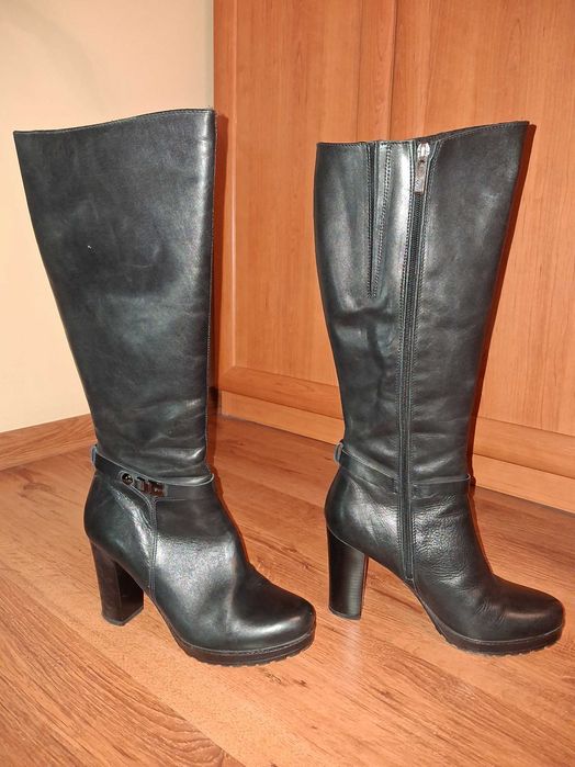 Kozaki czarne skórzane na obcasie rozmiar 38 Lasocki