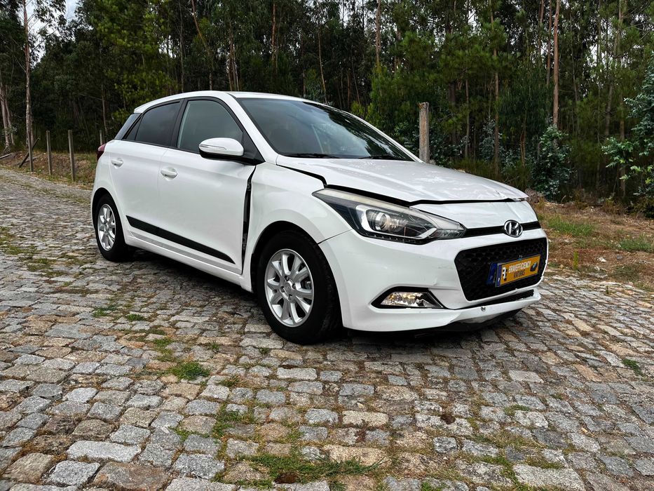 Hyundai i20 1.2 Blue Apenas 113 Mil Kms Nacional de 2016