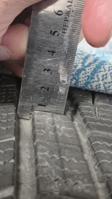 Шини зимові б/в  HANKOOK Winter i*cept evo2