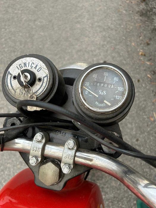 vendo moturisada V5 c