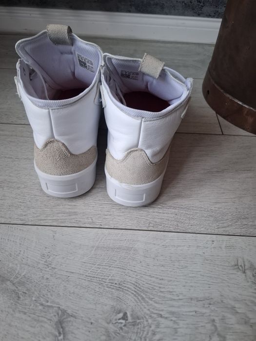 Sprzedam nowe trampki adidas