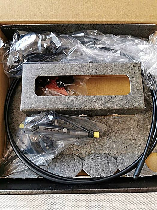 SHIMANO BL-M9120 XTR  Hamulec 4-tłoczkowy Przedni