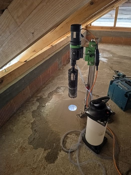 Wiercenie otworów w betonie techniką diamentową