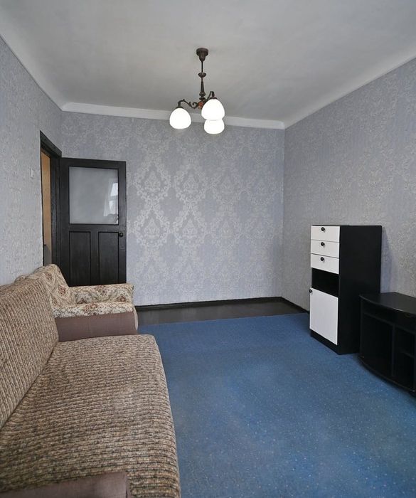 # Здам 2 кім.квартиру в Центрі