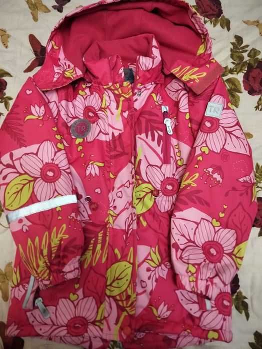 Куртка демисезонная. Термо куртка. Размер 122-128