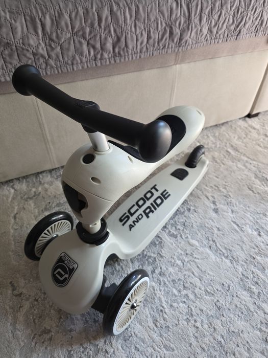 Продам самокат біговел scoot and ride