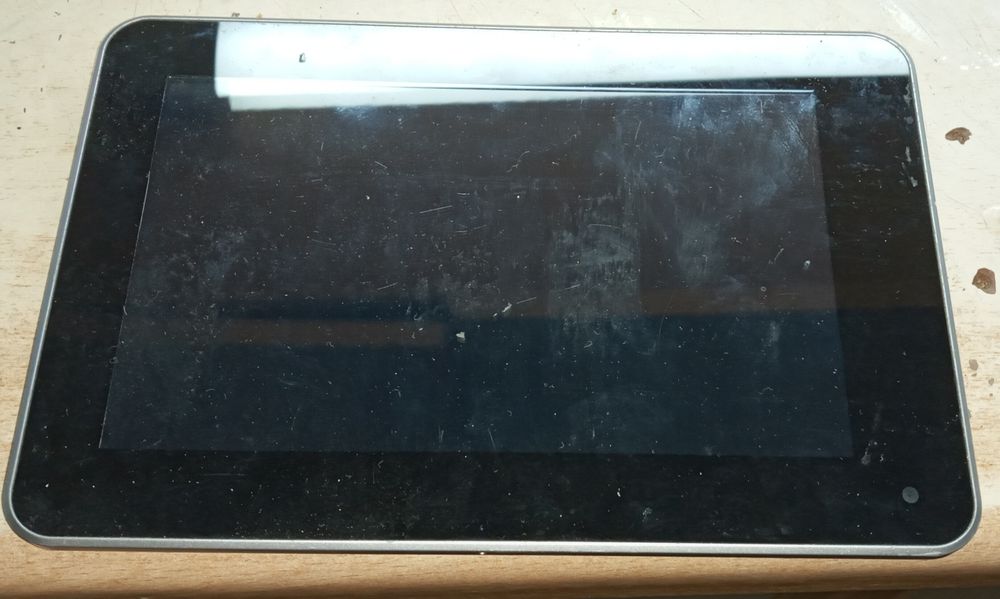 Продам планшети в неробочому стані