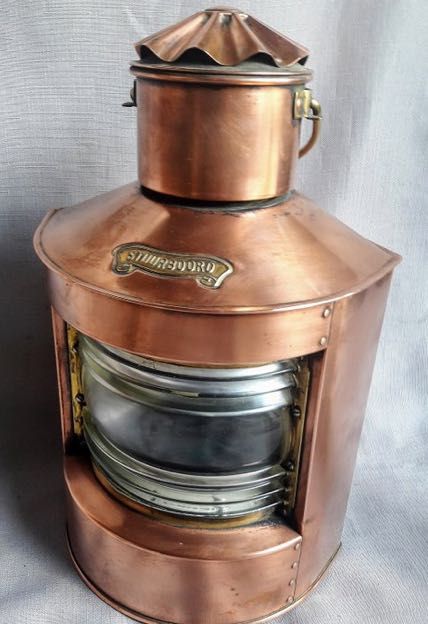 Farol de Navegação Estibordo