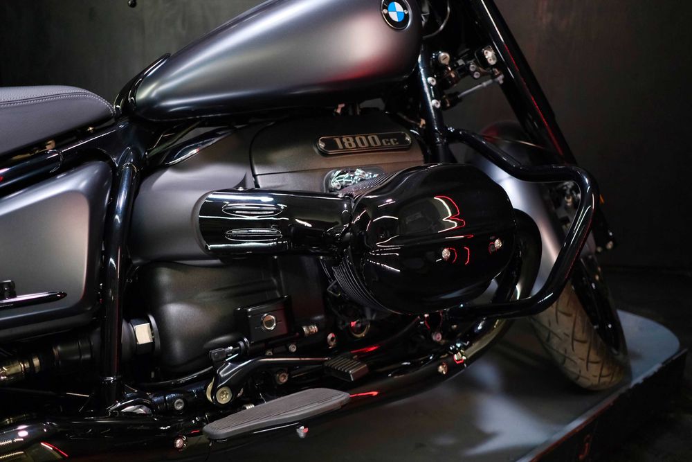BMW R18 Roctane із Японії