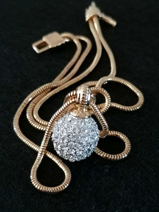 Colar e pendente com cristais tudo marca Swarovski