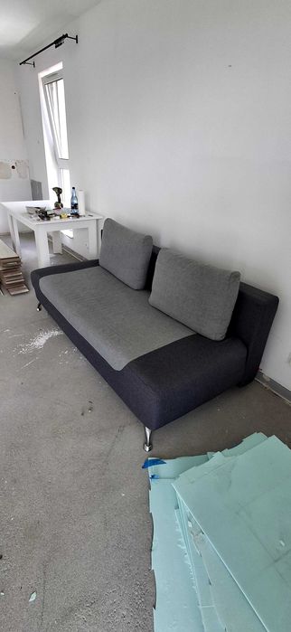 Kanapa rozkladana.