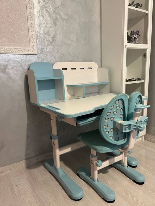 Дитяча регульована парта зі стільцем металева