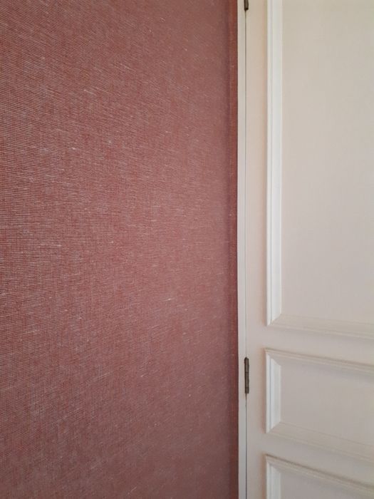 Aplicação de papel de parede.