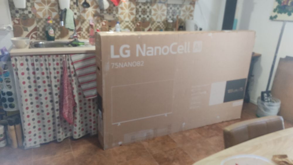 TV televisão LG 75 polegadas nova