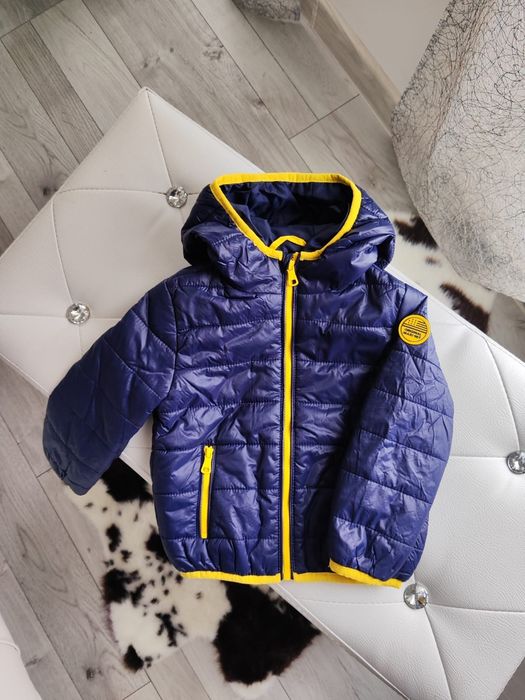 Демісезонна курточка на 18-24 міс.