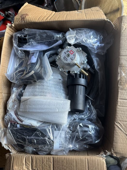 Продам ГБО новое  4 поколееие