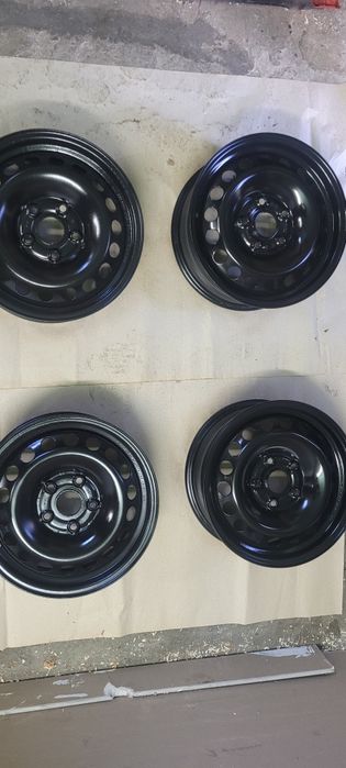 Felgi stalowe R15 golf VI