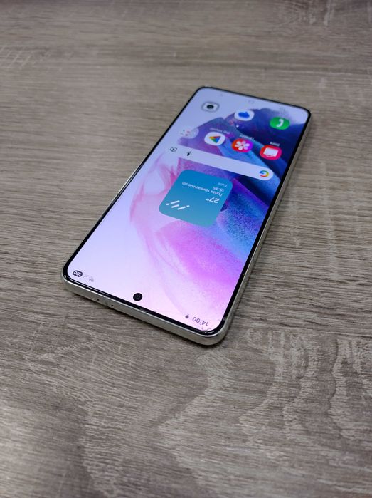 Телефон Samsung Galaxy S21 5G на 8/128Gb в хорошому стані