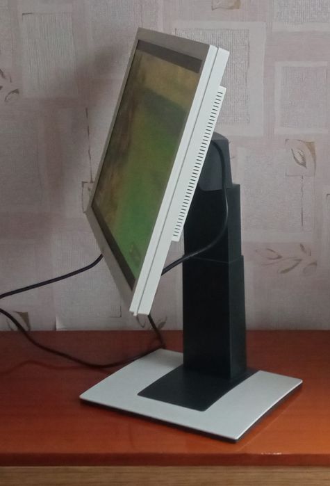 Fujitsu SCENIC VIEW B22W-5 / monitor 22 cale 1680x1050 sprawny solidny