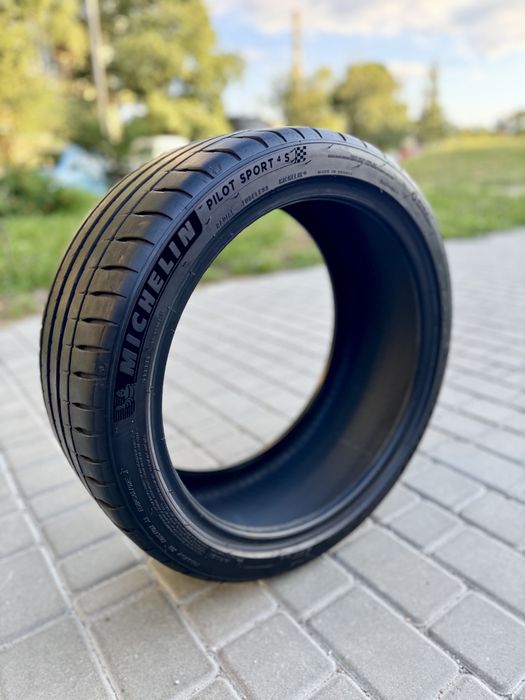 Гума Michelin Pilot Sport 4S 225/40 ZR18 92Y XL