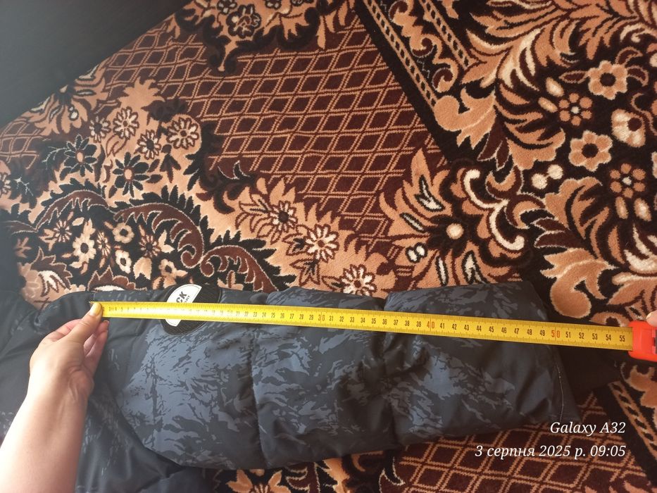 Куртка (зима) для хлопця 9-10 років.