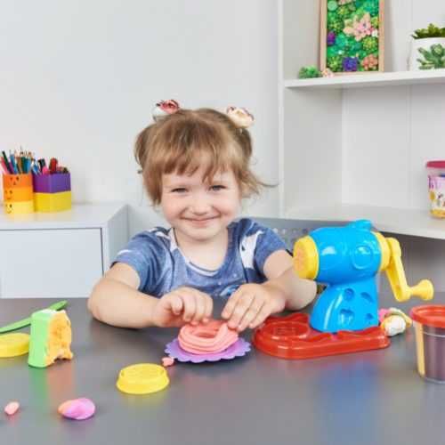 Набір для ліплення з тістом Фабрика макарон 41195 Pasta Time TM Lovin