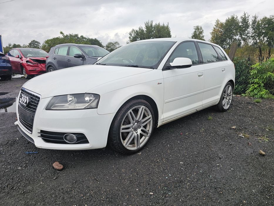 Запчасти,Разборка,Розбірка,Двері Audi A3 8P SportBak 2012 Lift S-Line