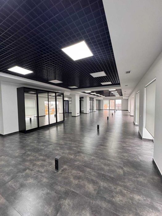 Сучасний стильний офіс