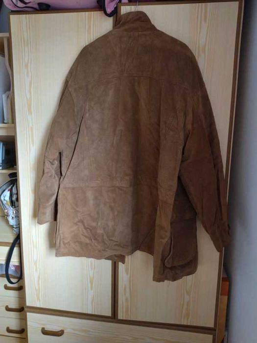 Casado de homem em pele genuína