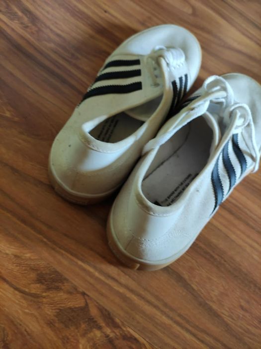 Buty Adidas rozmiar 44 2/3