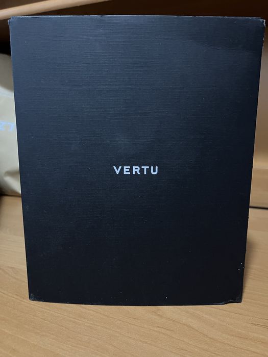 Телефон Vertu б/у
