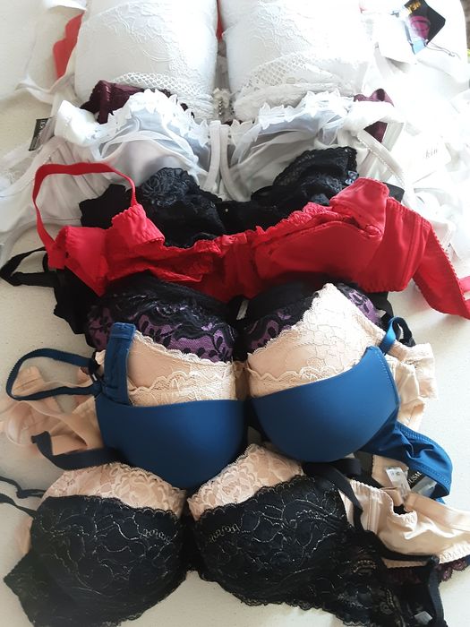 Бюсгалтери Venus, Akosma,Diorella