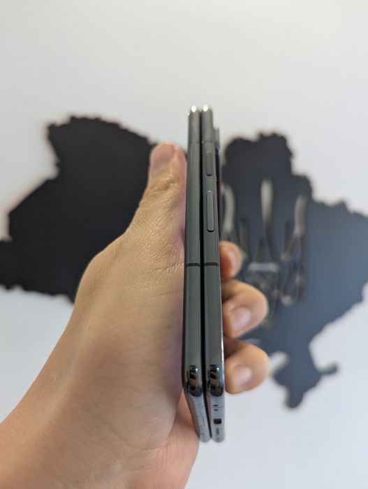 Pixel Fold 512gb. Як Новий, півроку користування