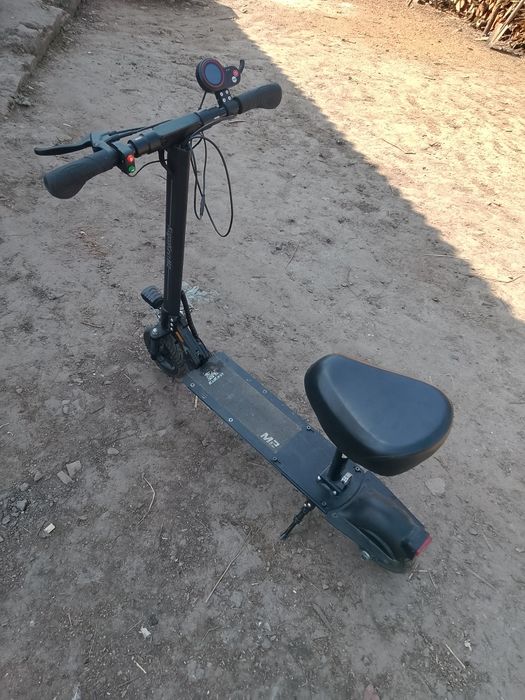 Продам елетросамокат