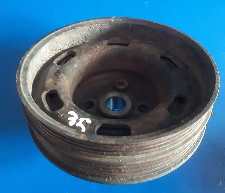 Koło pasowe wału korbowego Audi Vw Passat B5 1.9 TDI 06A105263D
