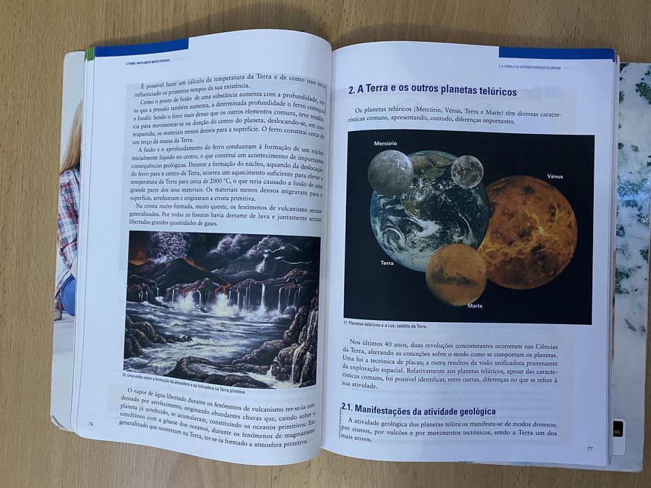 Manual e Caderno de atividades Biologia e Geologia Terra, Universo de vida 10