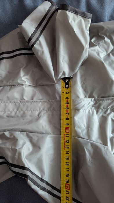 Одяг для собак і котів переноска дощовик