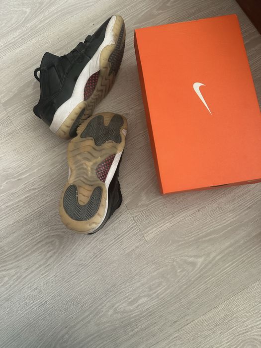Jordan 11 low 41
