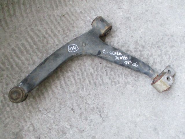 Braço de suspensão frente direito CITROËN Xsara Picasso (N68)