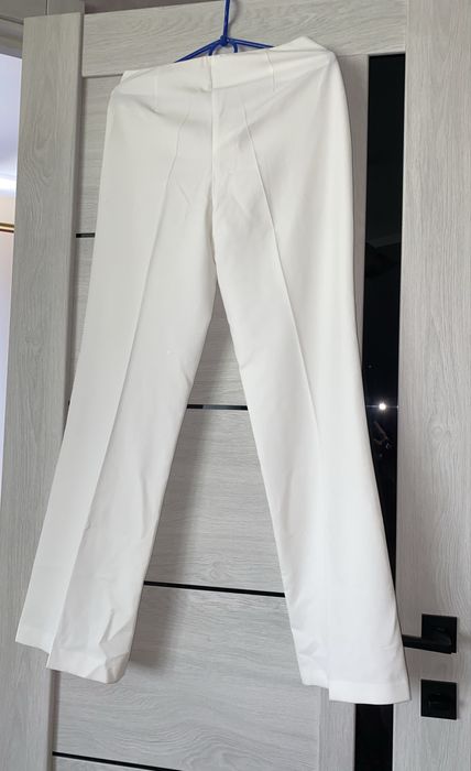 Штани класичні білі кльош