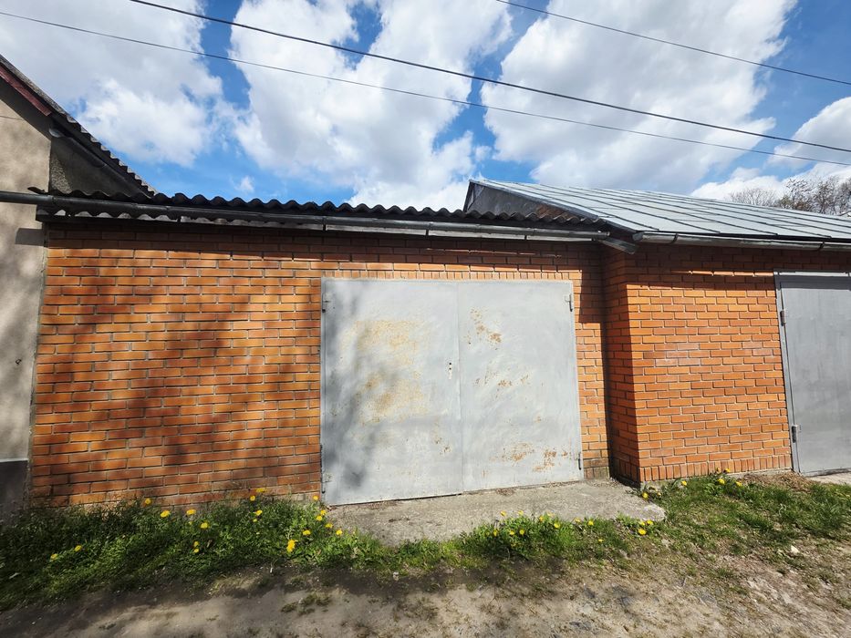 Продається  будинок. Працюєм з бюджетними коштами.