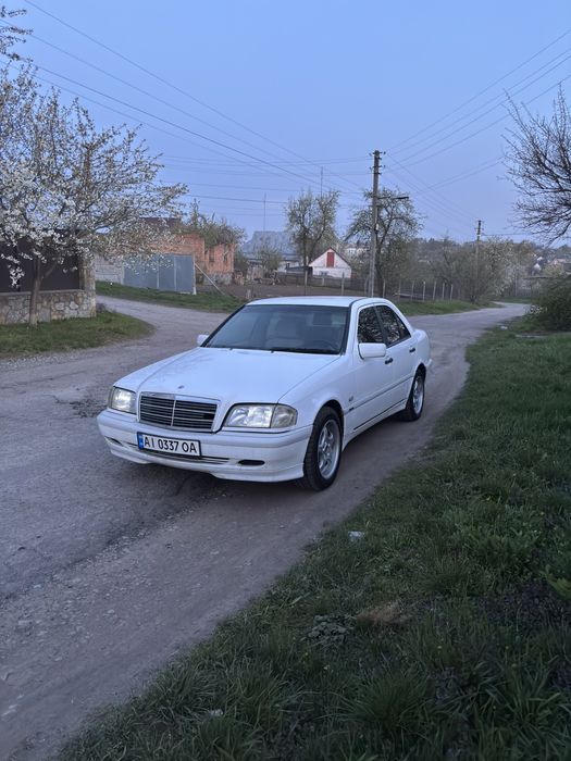 Продам или обменяю Мерседес с180