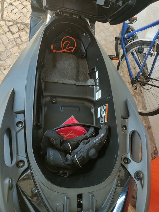 Honda Forza 350 SE 2025