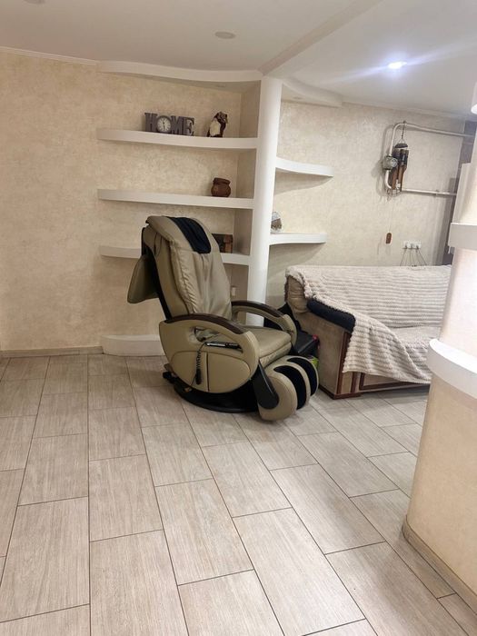 Продаж двоповерхового будинку по вул. Коваленка